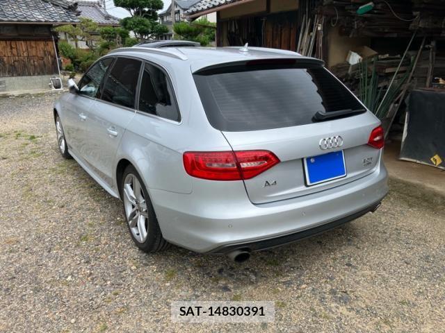 Audi A4 2013-06 7561844-6