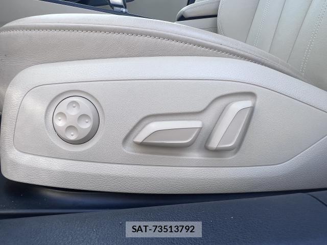 Audi A4 2021-07 7615055-26
