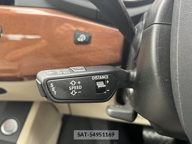 Audi A4 2021-06 7615056-9
