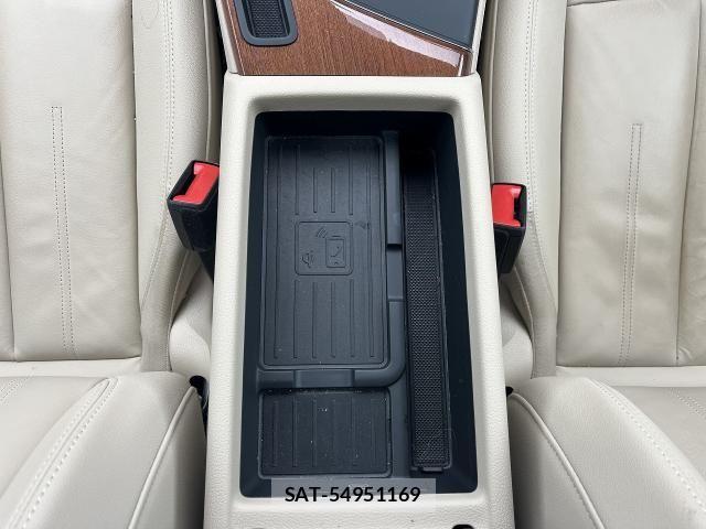Audi A4 2021-06 7615056-3