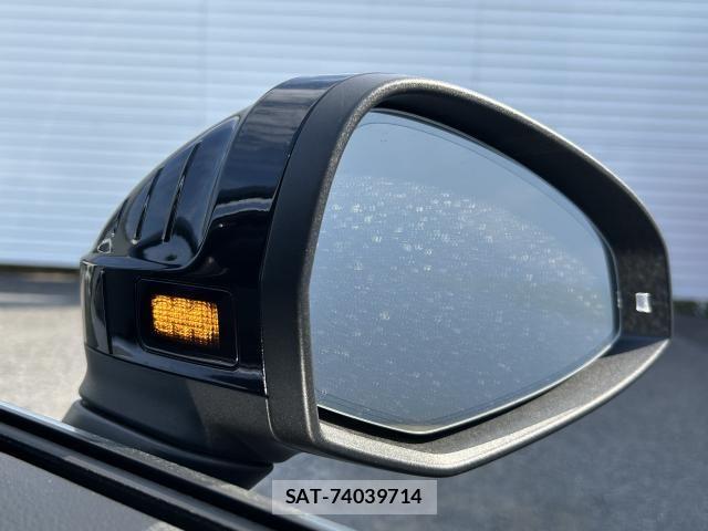 Audi A4 2022-02 7615054-9