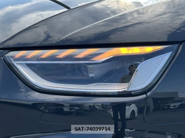 Audi A4 2022-02 7615054-11