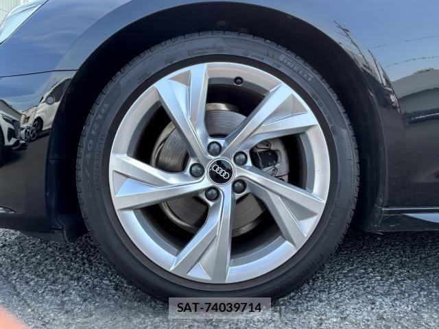 Audi A4 2022-02 7615054-28