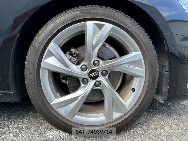 Audi A4 2022-02 7615054-29