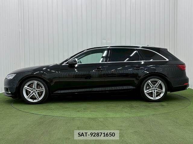 Audi A4 2019-10 7720910-13