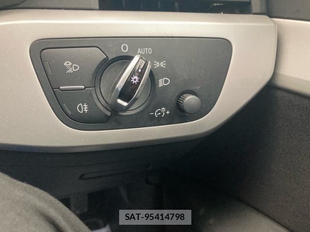 Audi A4 2016-04 7720913-16