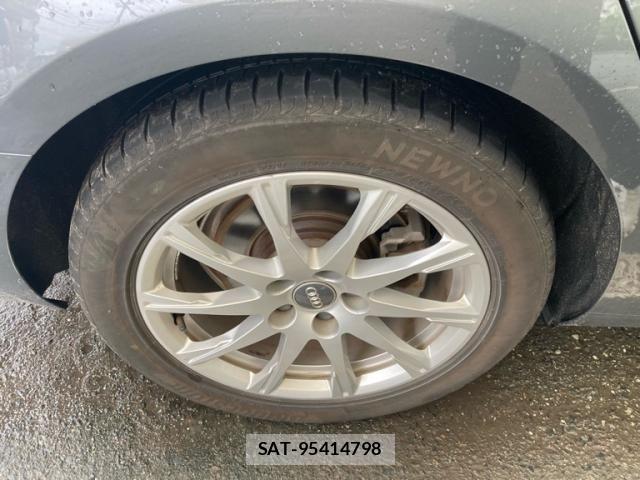 Audi A4 2016-04 7720913-5