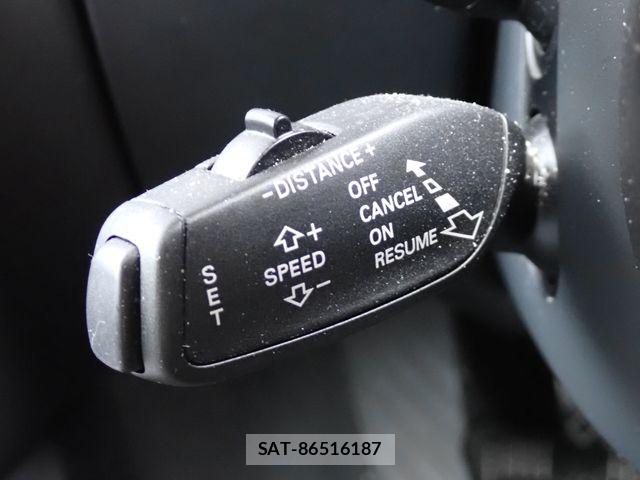Audi A4 2016-08 7720911-19