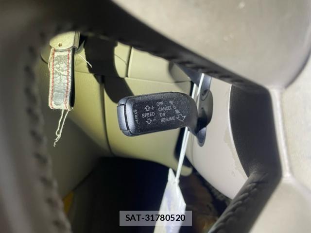 Audi A4 2009-09 7720914-14