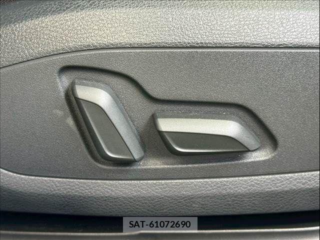 Audi A4 2020-11 7720909-10
