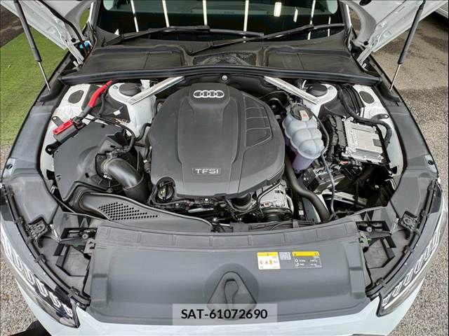 Audi A4 2020-11 7720909-11