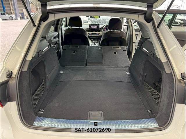 Audi A4 2020-11 7720909-17