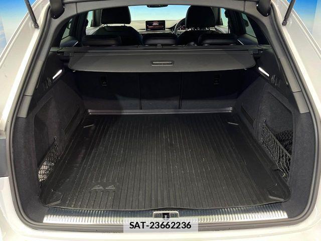 Audi A4 2019-03 7782686-12