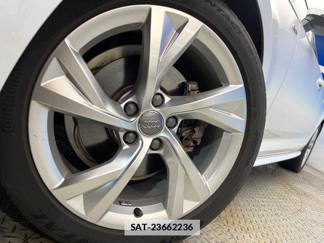 Audi A4 2019-03 7782686-14
