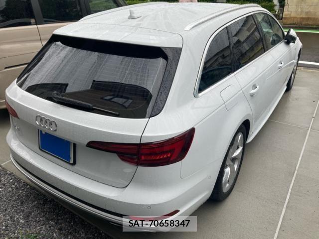 Audi A4 2019-09 7875336-1