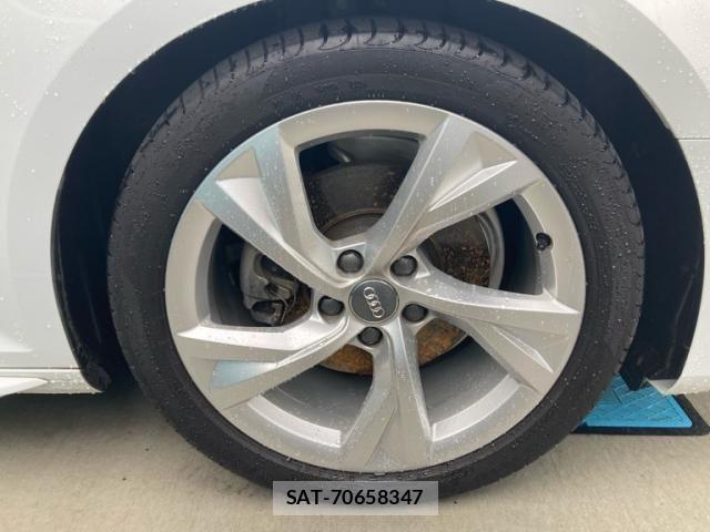 Audi A4 2019-09 7875336-3