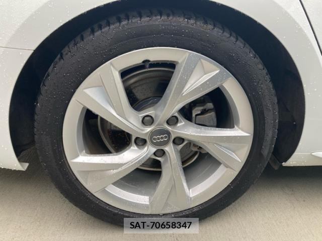 Audi A4 2019-09 7875336-5
