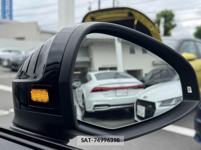 Audi A4 2022-11 7902258-9