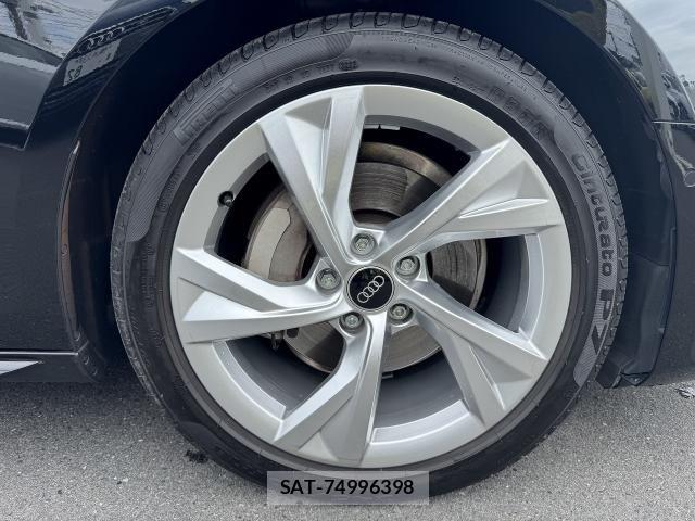 Audi A4 2022-11 7902258-11