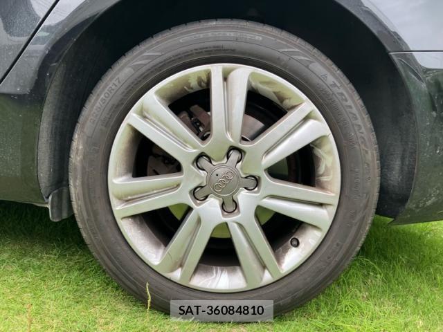 Audi A4 2011-07 7902257-9