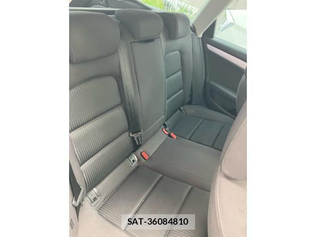 Audi A4 2011-07 7902257-11