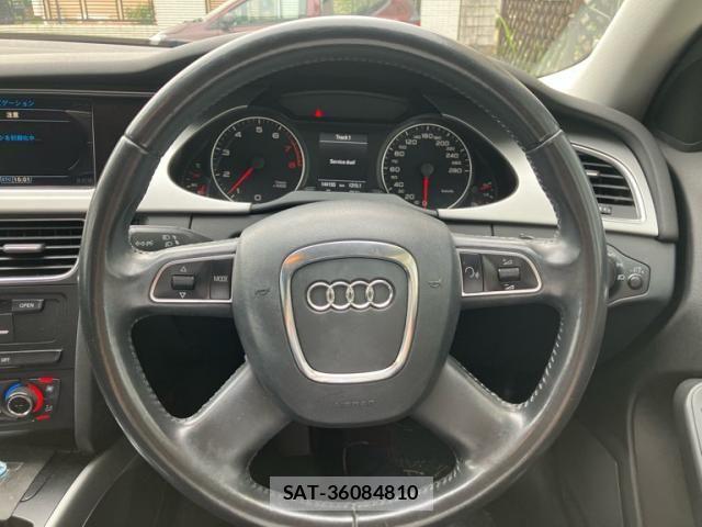 Audi A4 2011-07 7902257-15