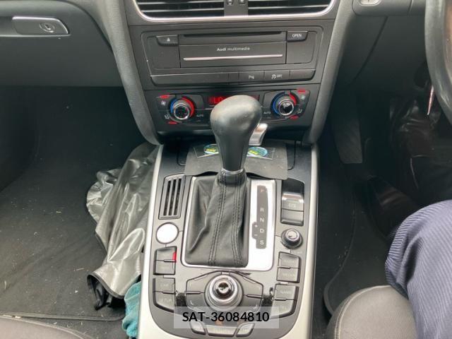 Audi A4 2011-07 7902257-18