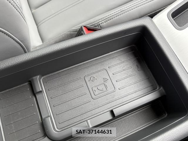 Audi A4 2024-01 7902256-7