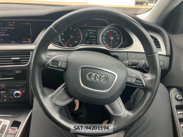 Audi A4 2013-08 7902259-9