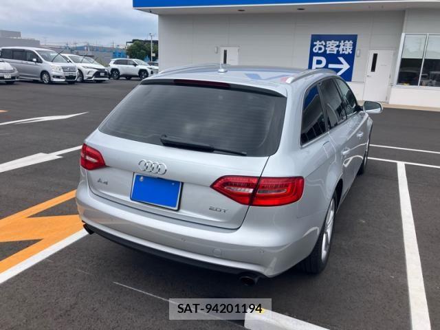 Audi A4 2013-08 7902259-1