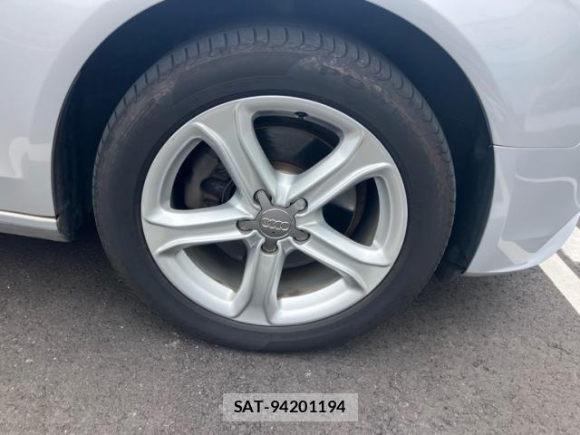 Audi A4 2013-08 7902259-2