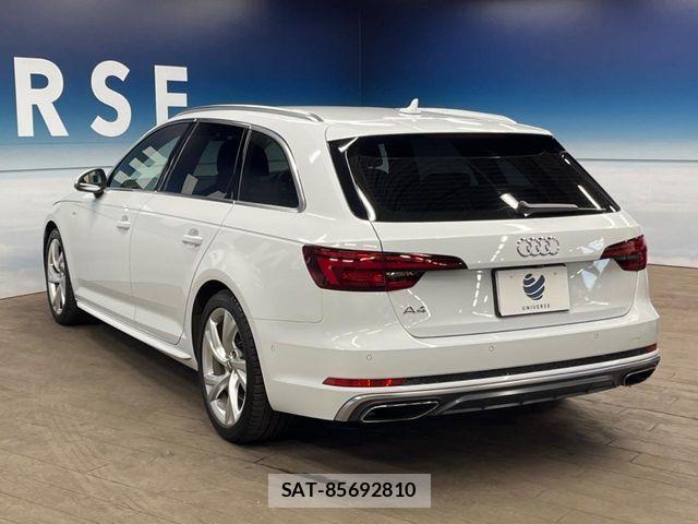 Audi A4 2019-06 7960554-17