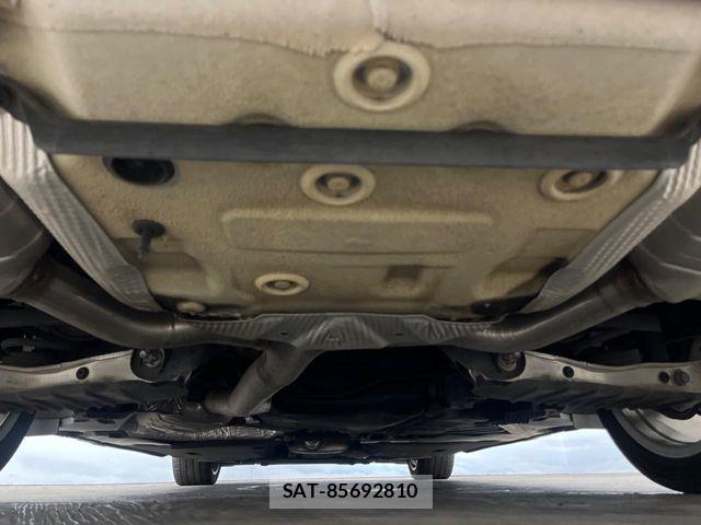 Audi A4 2019-06 7960554-19