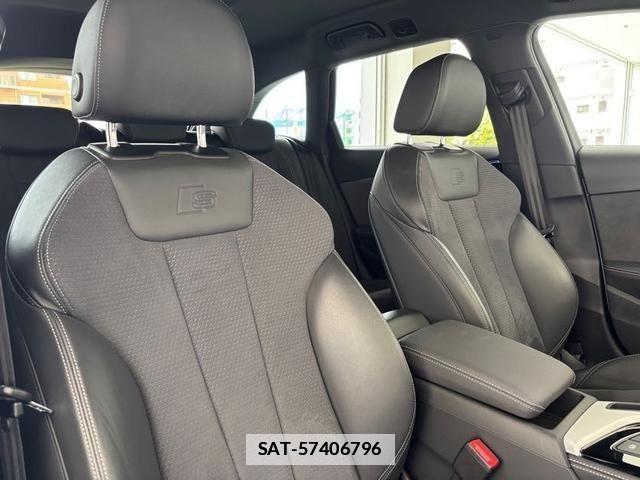 Audi A4 2021-12 7978545-3
