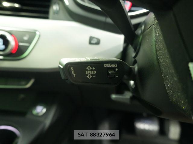 Audi A4 2021-08 7978548-21