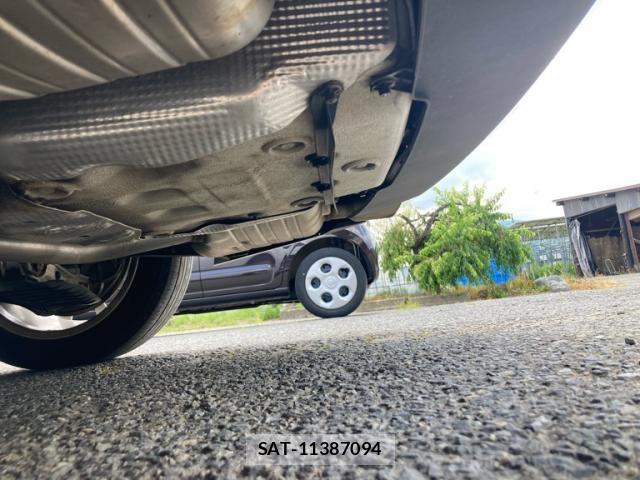 Audi A4 2017-03 7978549-13