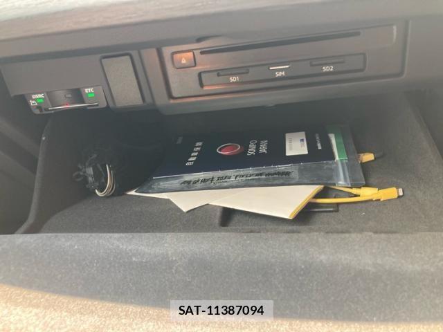 Audi A4 2017-03 7978549-27