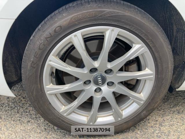 Audi A4 2017-03 7978549-7