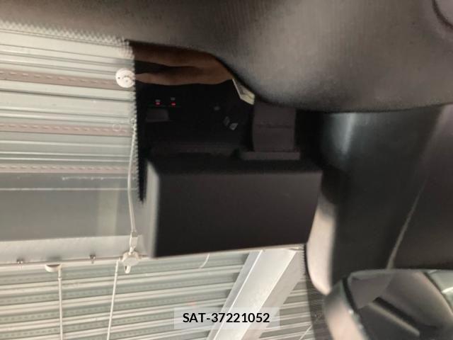 Audi A4 2017-09 7978547-19