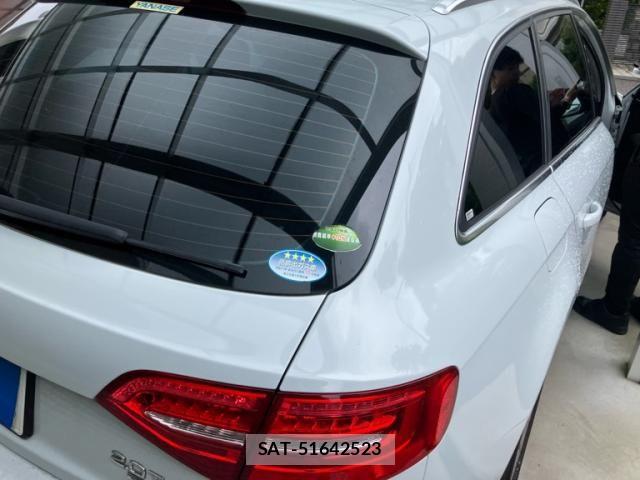 Audi A4 2012-08 7978550-5