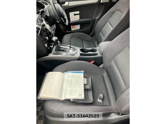 Audi A4 2012-08 7978550-7