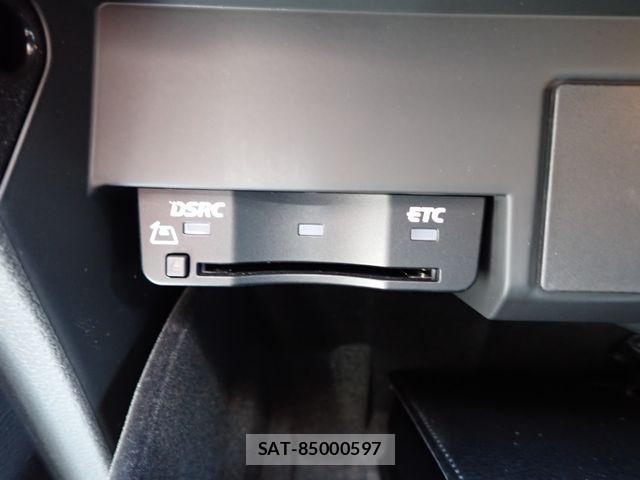 Audi A4 2017-09 8072885-29