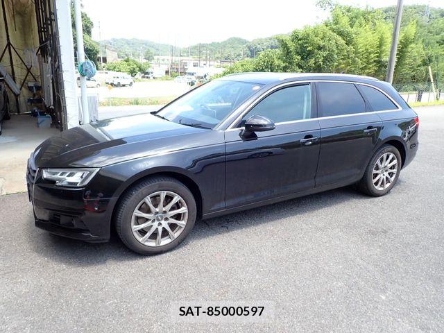 Audi A4 2017-09 8072885-5