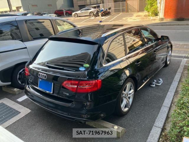 Audi A4 2015-09 8098050-2