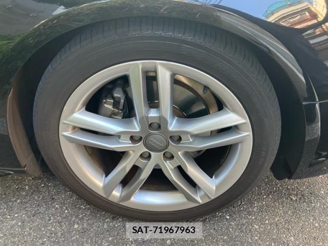 Audi A4 2015-09 8098050-7
