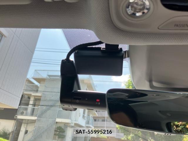 Audi A4 2019-08 8157975-21
