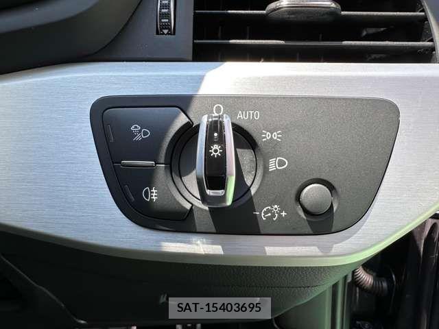 Audi A4 2018-02 8206371-16