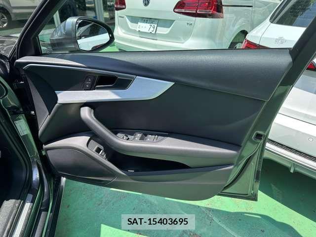 Audi A4 2018-02 8206371-17