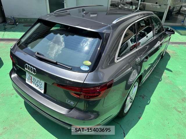 Audi A4 2018-02 8206371-7