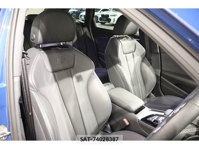 Audi A4 2024-09 8206370-12